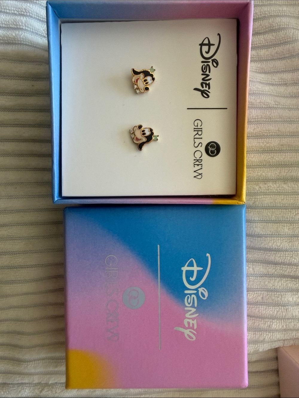 Disney girls crew goofy studs new